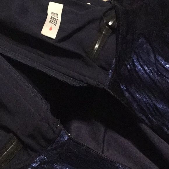 Rene Ruiz Spectacular sequin / velvet midi dress - Picture 14 of 15